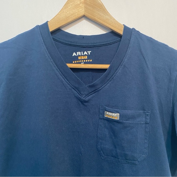 Ariat Rebar Cotton Strong American Flag Graphic Workwear T-Shirt Size SP V-neck‎ - Picture 2 of 11